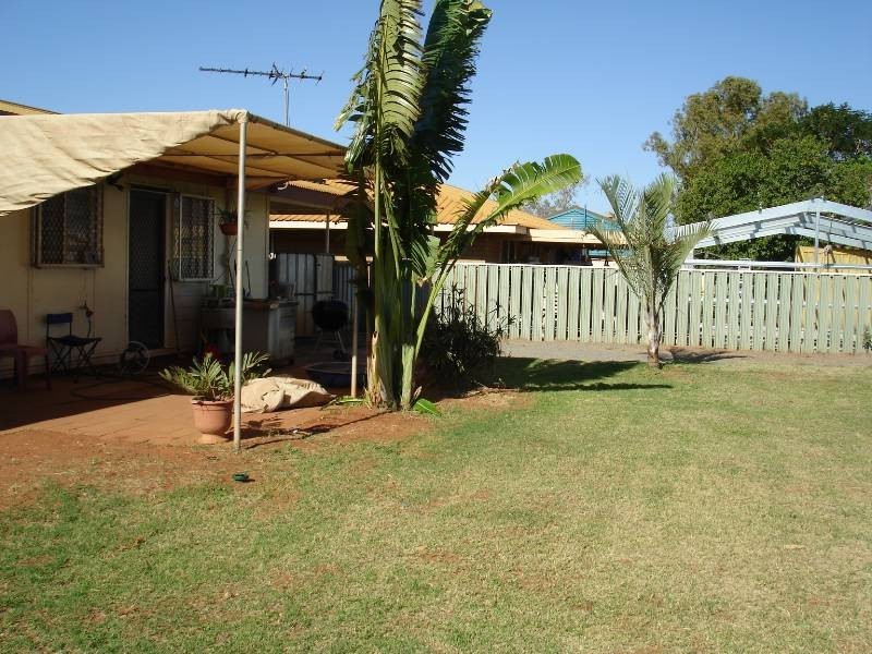 6 Dulverton Terrace, South Hedland WA 6722
