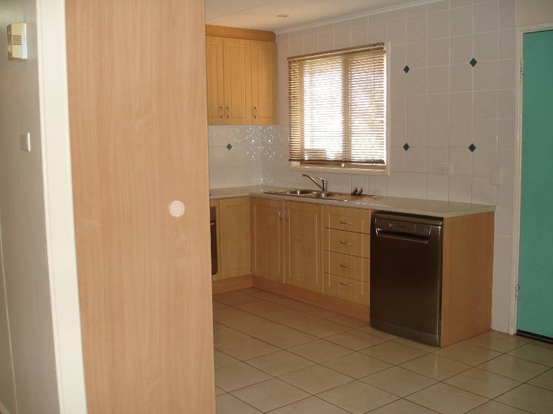 6 Dulverton Terrace, South Hedland WA 6722