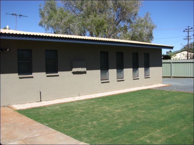 2 Peter Way, South Hedland WA 6722