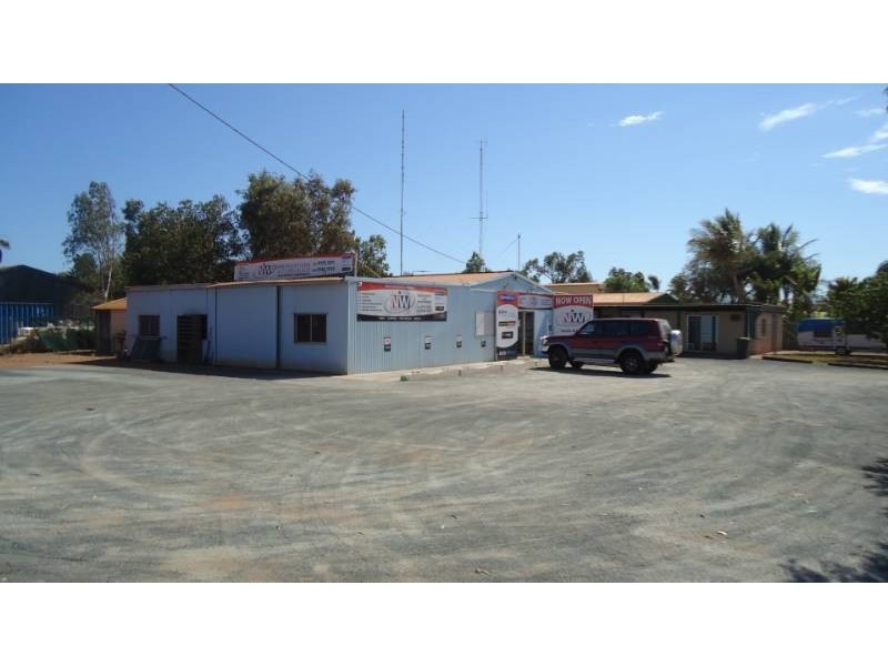 10 Schilliman Street, Wedgefield WA 6721