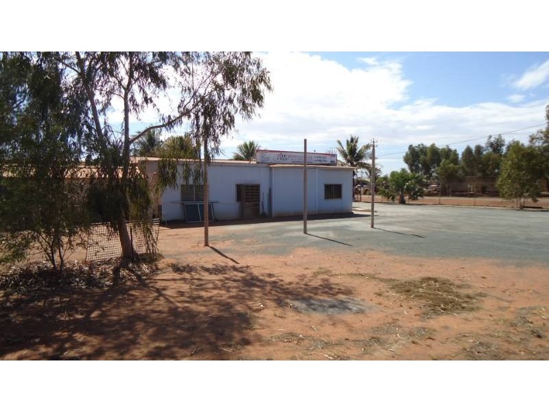 10 Schilliman Street, Wedgefield WA 6721