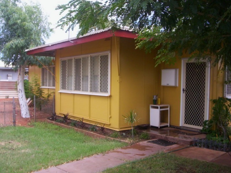 10 Smith Street, South Hedland WA 6722