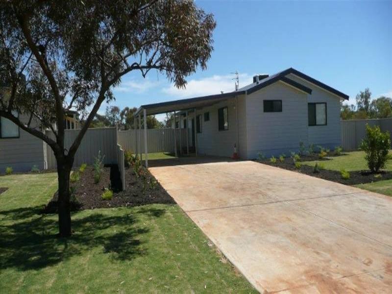 7 Grant Street, Dalwallinu WA 6609