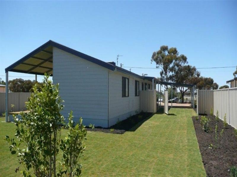 7 Grant Street, Dalwallinu WA 6609