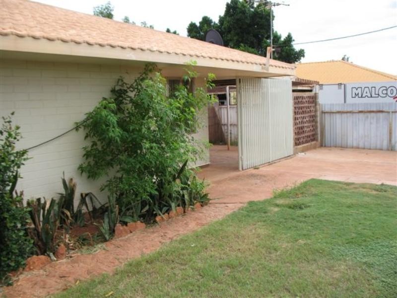 18 Bottlebrush Crescent, South Hedland WA 6722