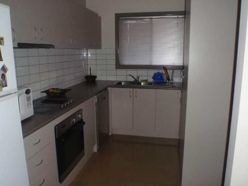 4/8 Yarrunga Crescent, South Hedland WA 6722