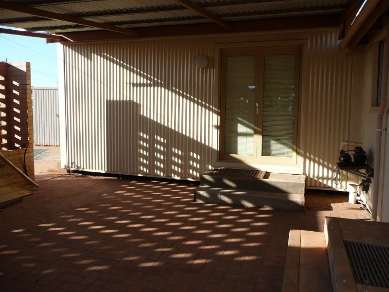 10 Roberts Street, South Hedland WA 6722