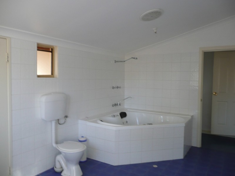 10 Roberts Street, South Hedland WA 6722