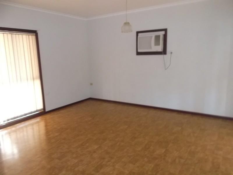 17 Spoonbill Crescent, South Hedland WA 6722