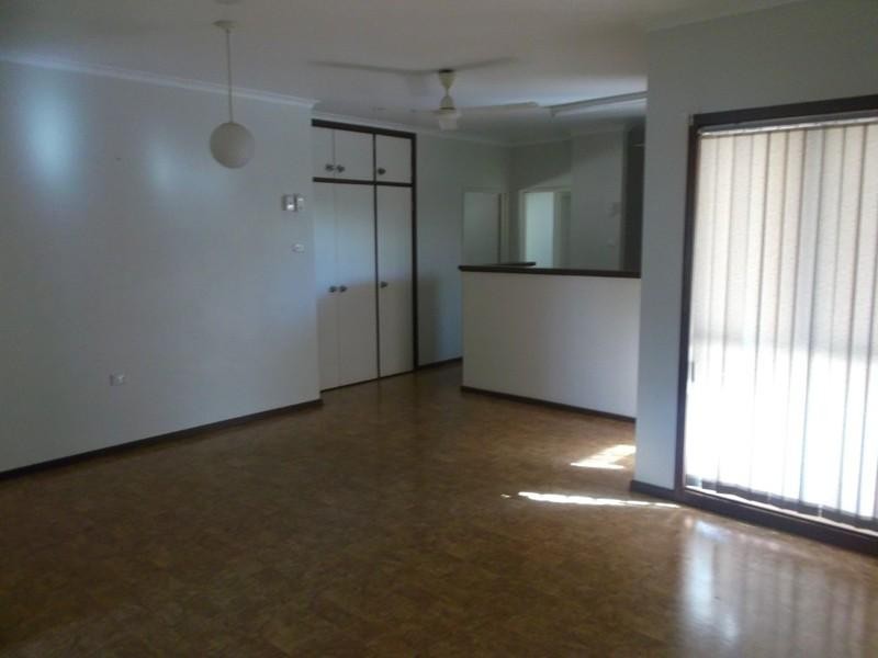 17 Spoonbill Crescent, South Hedland WA 6722