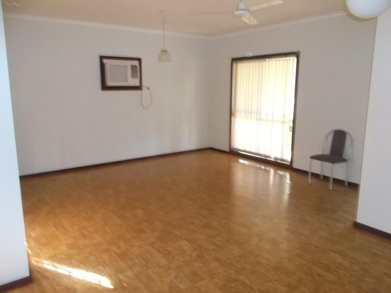 17 Spoonbill Crescent, South Hedland WA 6722