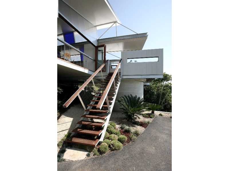 8 Areca Crt – Sky House, Eagle Heights QLD 4271