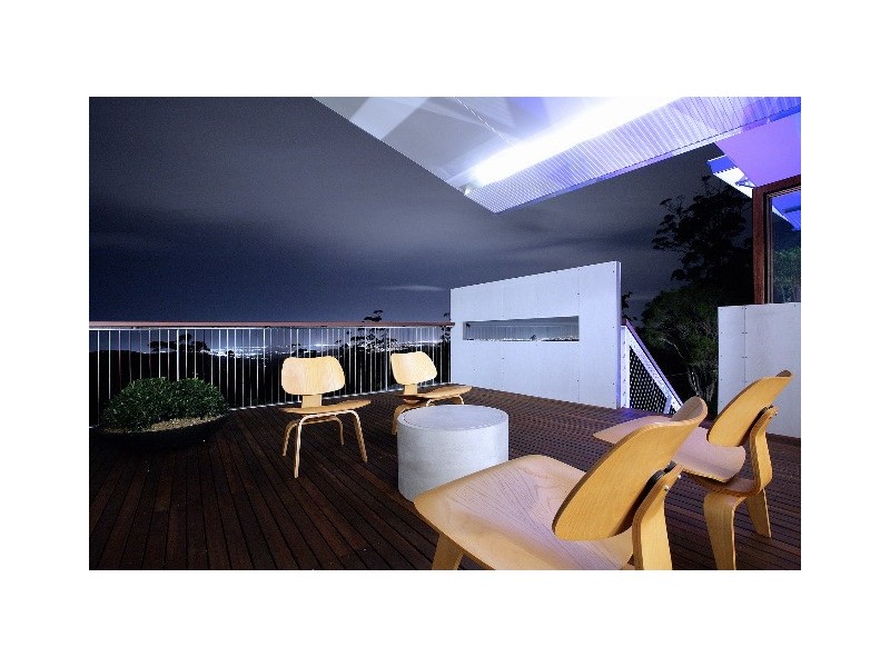 8 Areca Crt – Sky House, Eagle Heights QLD 4271