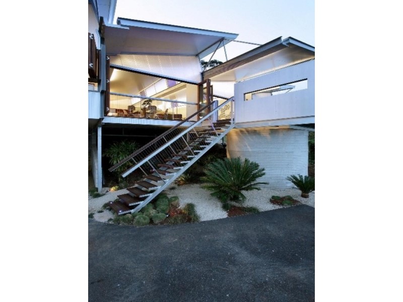 8 Areca Crt –  Eagle Heights, Tamborine Mountain QLD 4272