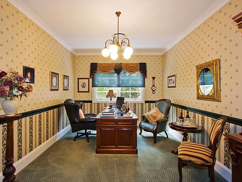 13 Central Ave – Marthas Vineyard meets Tamborine Mount, Eagle Heights QLD 4271