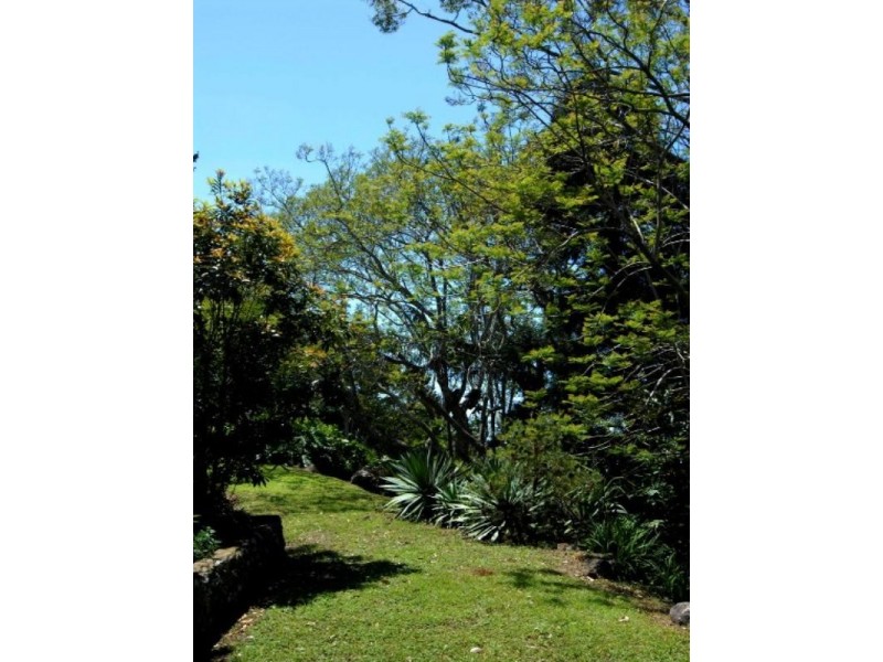 9 Central Ave – Serene Garden Outlook, Eagle Heights QLD 4271