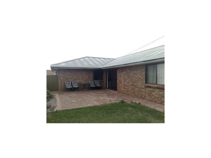 2 Clifftop Crescent, Hallett Cove SA 5158