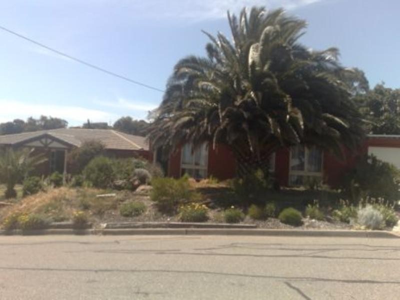 24 Peera Street, Hallett Cove SA 5158