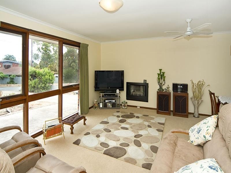 14 Fryer Street, Hallett Cove SA 5158