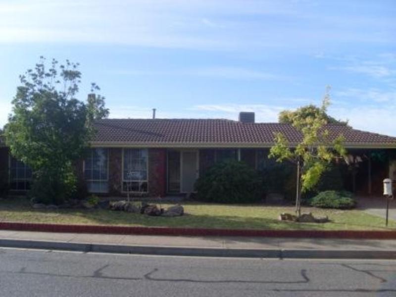 13 Mirrobooka Road, Hallett Cove SA 5158
