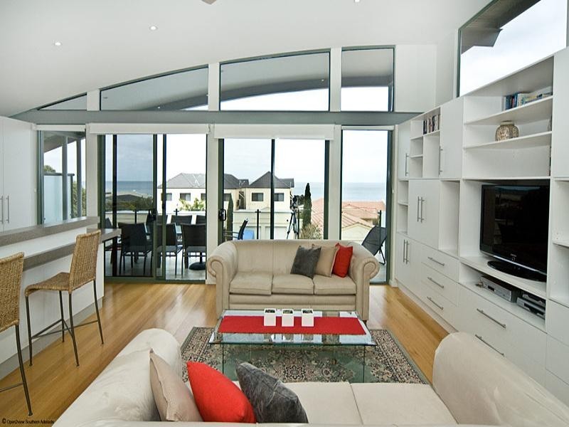 7 Marine Avenue, Hallett Cove SA 5158