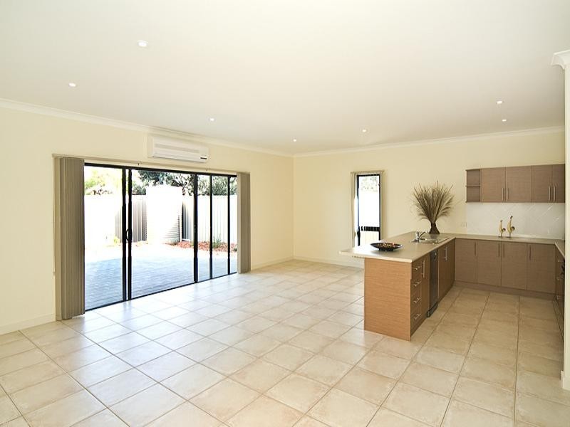 137A Dyson Road, Christies Beach SA 5165