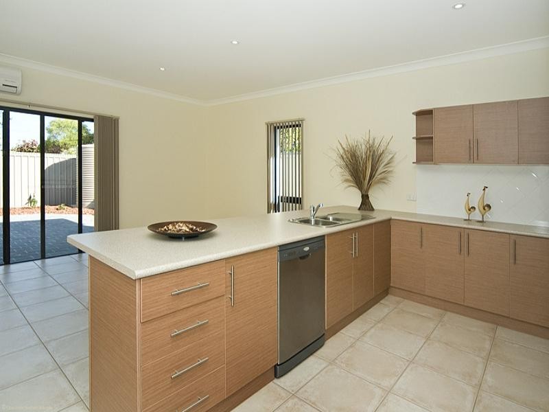 137A Dyson Road, Christies Beach SA 5165