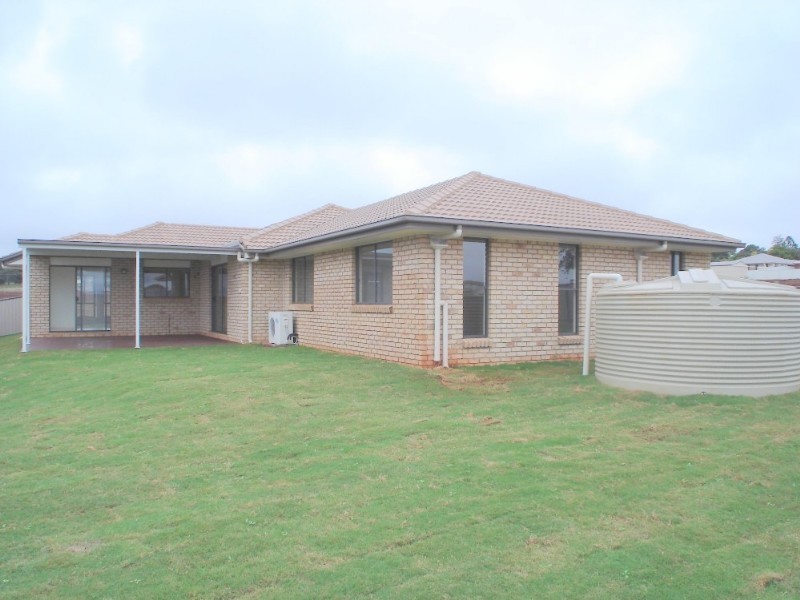 8 Lara Court, Kingaroy QLD 4610