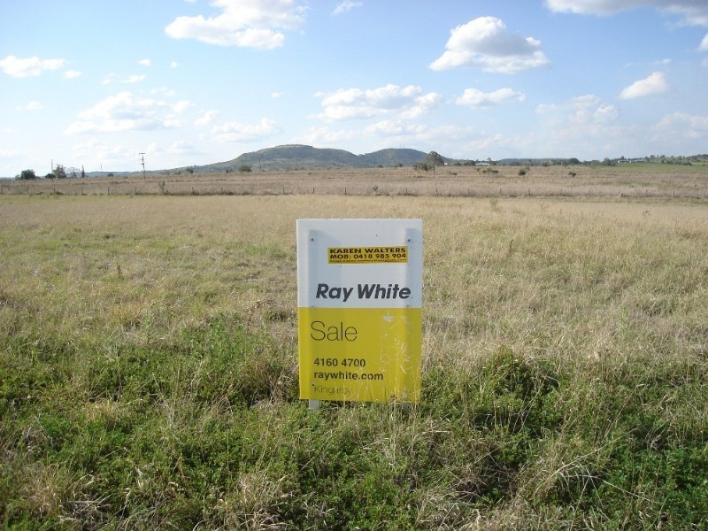 7 Holz Court, Murgon QLD 4605