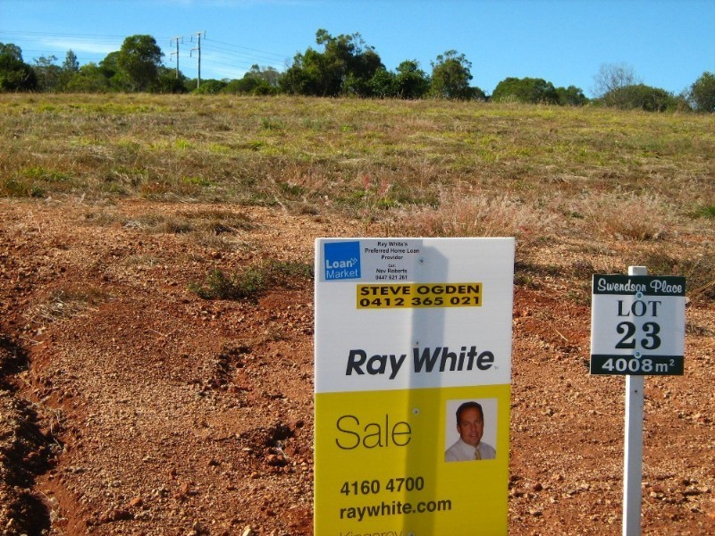 8 Crows Ash Crescent, Kingaroy QLD 4610