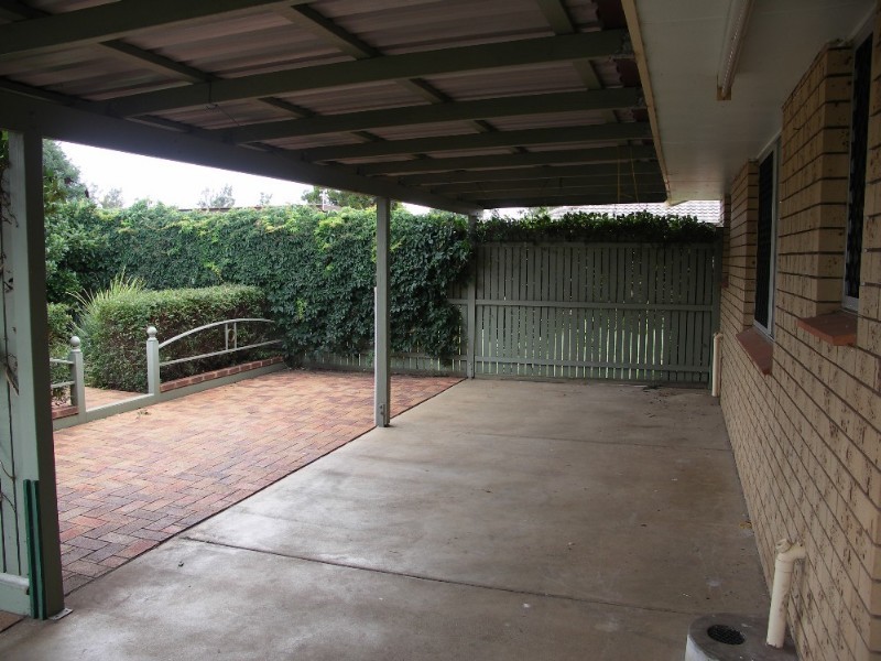 4 Daphne Street, Kingaroy QLD 4610