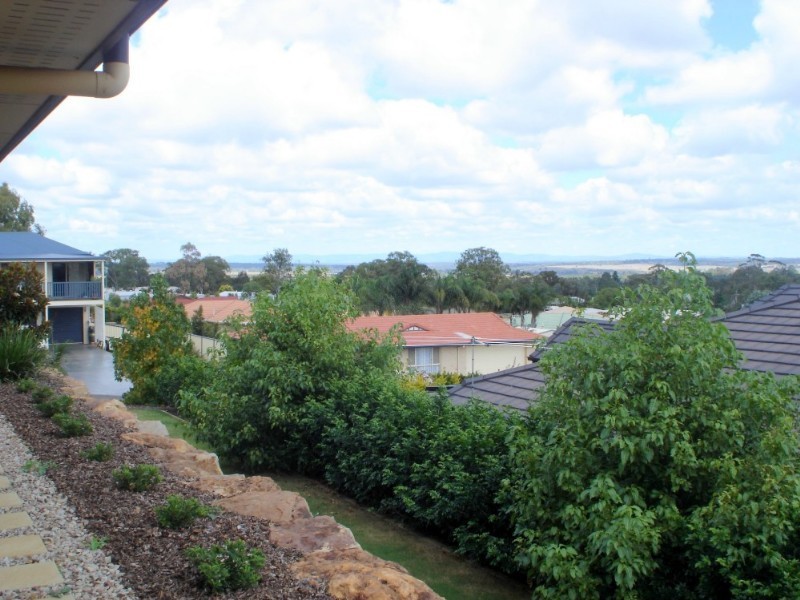 22 Banksia Drive, Kingaroy QLD 4610