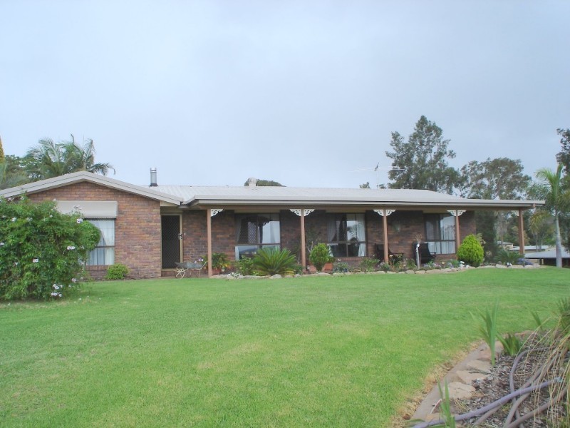8 Kathy Street, Kingaroy QLD 4610