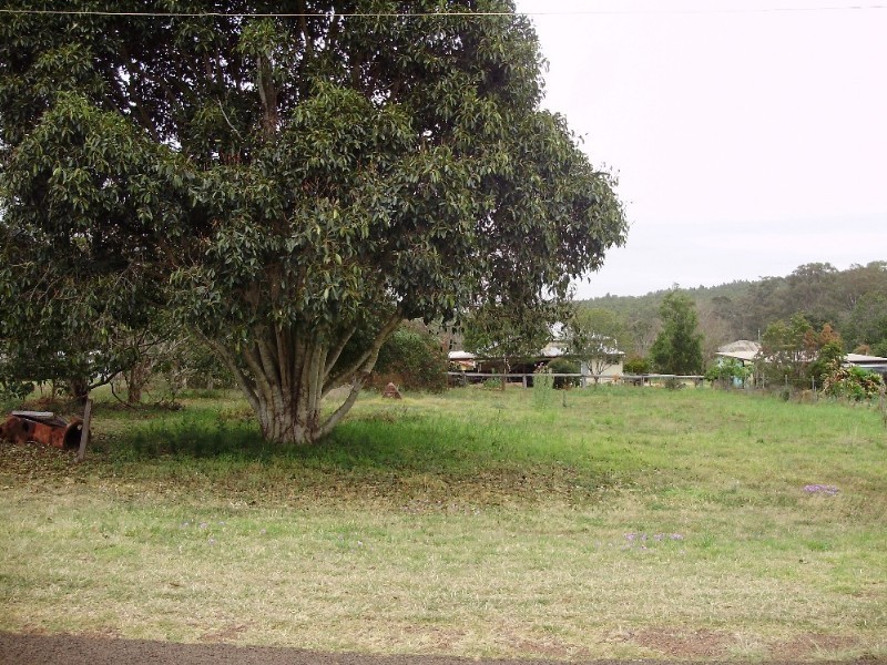 24 Phillips Street, Tingoora QLD 4608