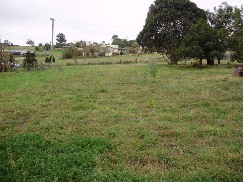 24 Phillips Street, Tingoora QLD 4608