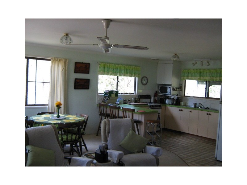 Ellesmere QLD 4610