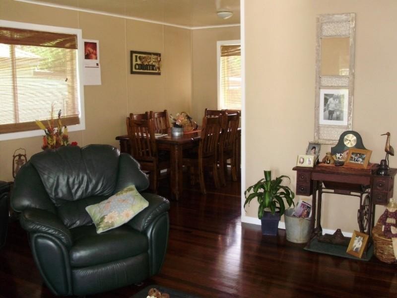 76 Walter Road, Kingaroy QLD 4610