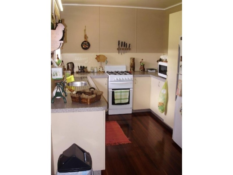 76 Walter Road, Kingaroy QLD 4610