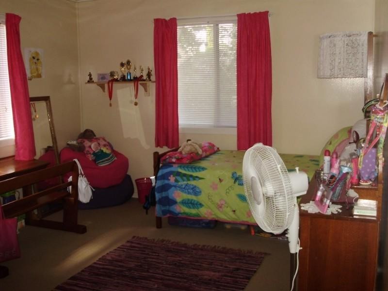 76 Walter Road, Kingaroy QLD 4610