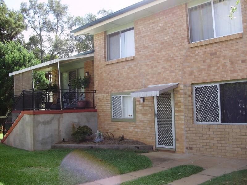 76 Walter Road, Kingaroy QLD 4610