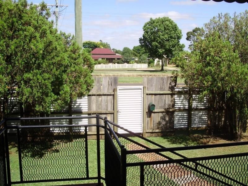 76 Walter Road, Kingaroy QLD 4610