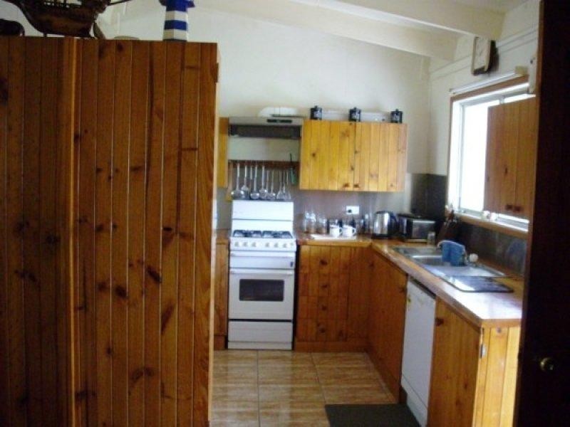 Ellesmere QLD 4610