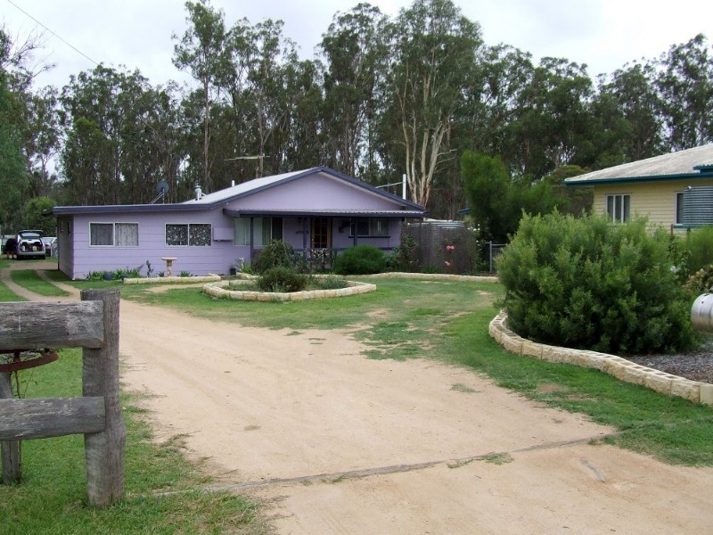 18 Knight Street, Kingaroy QLD 4610