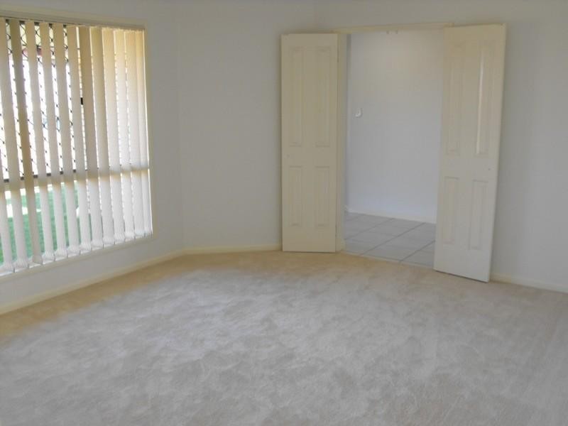 6 Bridgeman Place, Kingaroy QLD 4610