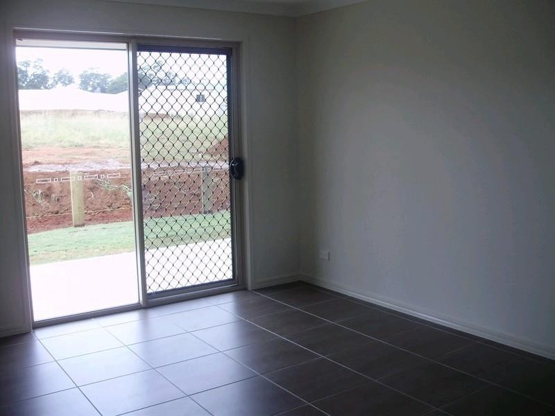 5 Allan Place, Kingaroy QLD 4610