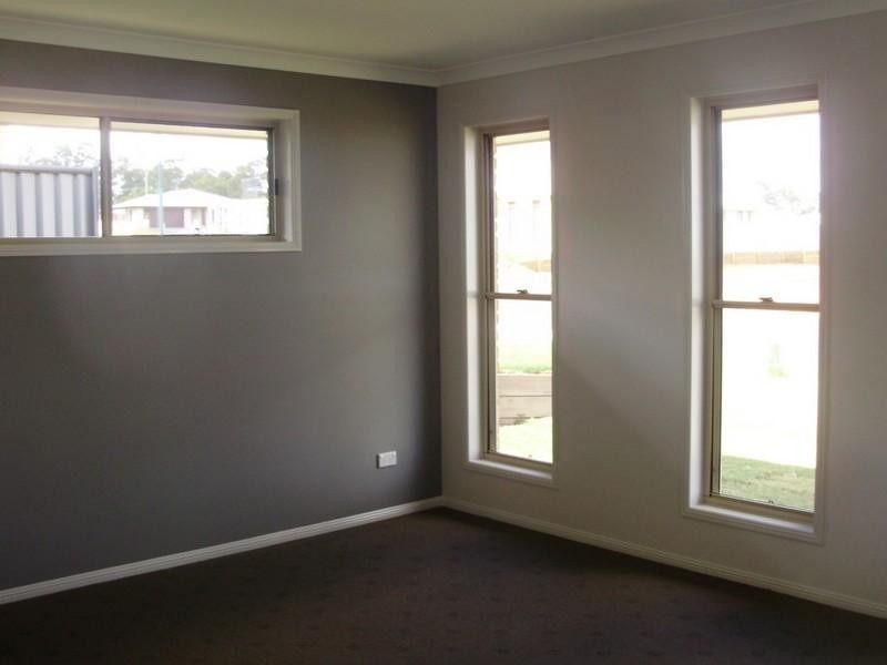 8 Allan Place, Kingaroy QLD 4610