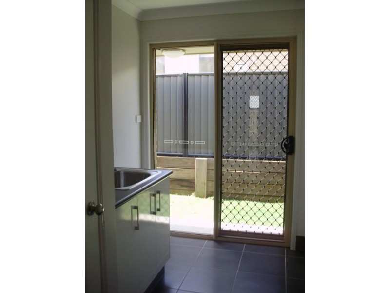 8 Allan Place, Kingaroy QLD 4610