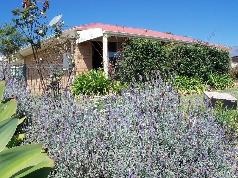 27 Bottlebrush Street, Kingaroy QLD 4610