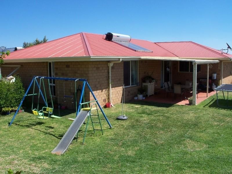 27 Bottlebrush Street, Kingaroy QLD 4610