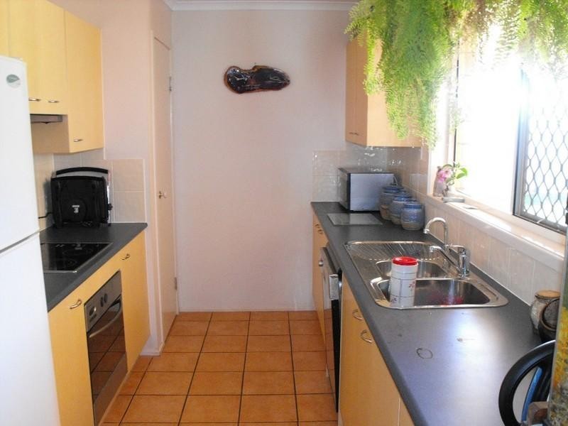 27 Bottlebrush Street, Kingaroy QLD 4610